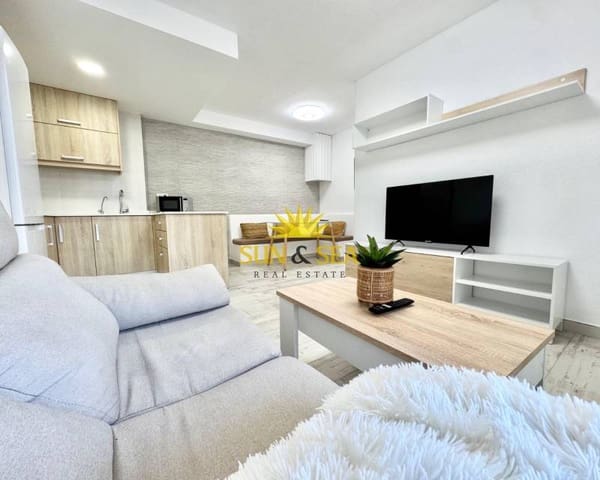 2 soveværelse Lejlighed til leje i La Veleta, Torrevieja - € 800 (Ref: 9296501)