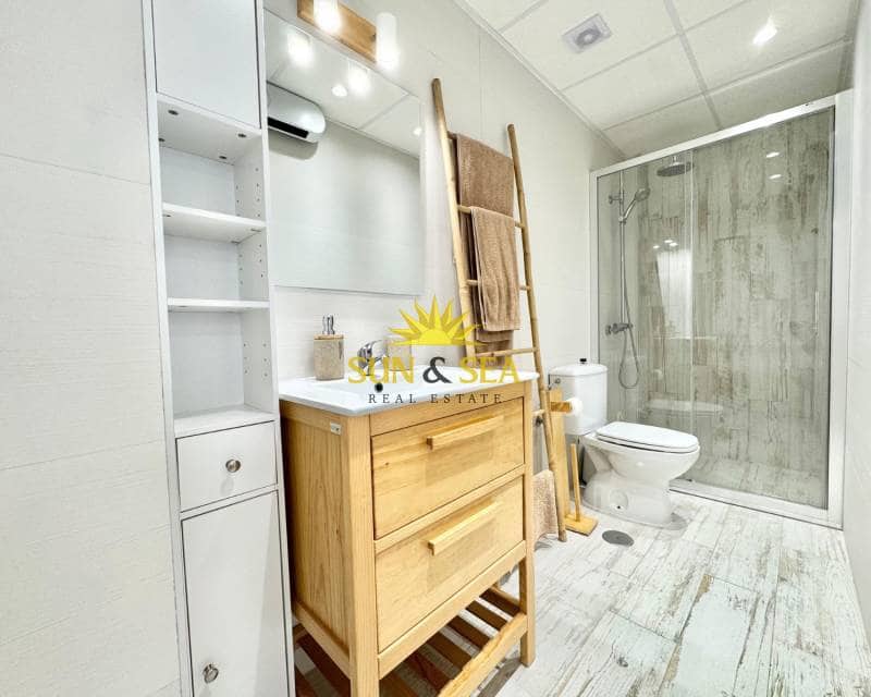 2 bedroom Flat for rent in La Veleta - € 800 (Ref: 9296501)