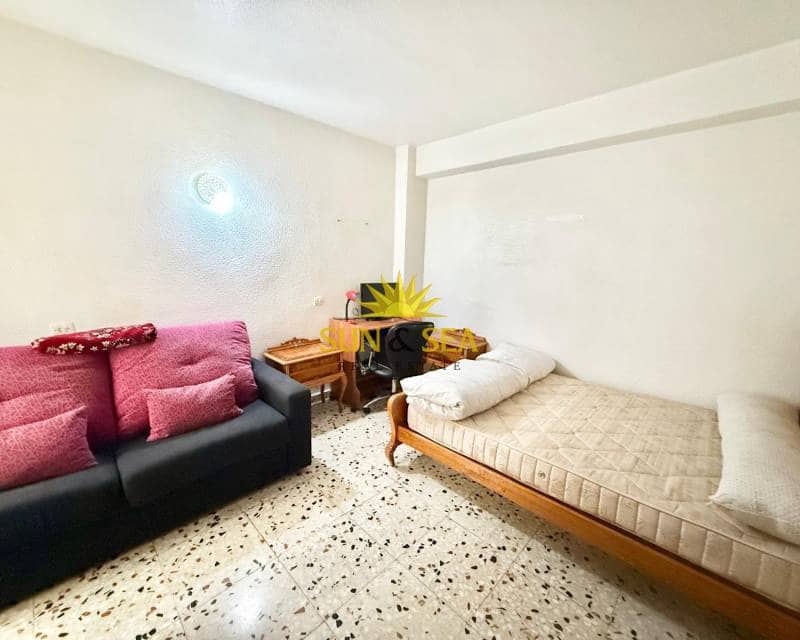 3 Zimmer Apartment zu vermieten in Guardamar del Segura - 900 € (Ref: 9297773)