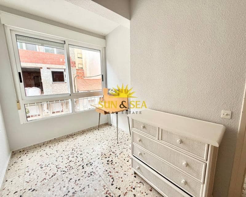 3 Zimmer Apartment zu vermieten in Guardamar del Segura - 900 € (Ref: 9297773)
