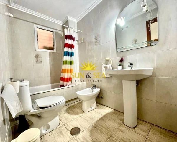 1 soverom Leilighet til leie i Avenida Habaneras - Curva de Palangre, Torrevieja med svømmebasseng - € 650 (Ref: 9301995)