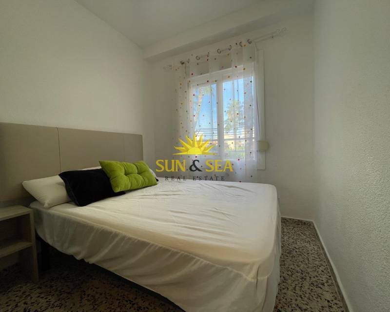 4 sypialnia Apartament do wynajęcia w Santa Pola z garażem - 1 100 € (Ref: 9306843)