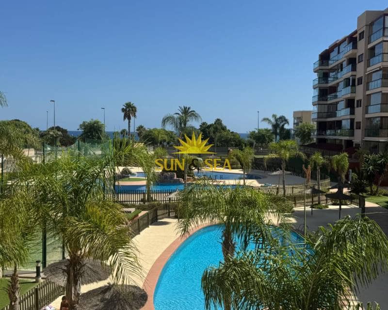 Apartamento de 2 habitaciones en Pilar de la Horadada en alquiler con piscina - 1.080 € (Ref: 9307255)