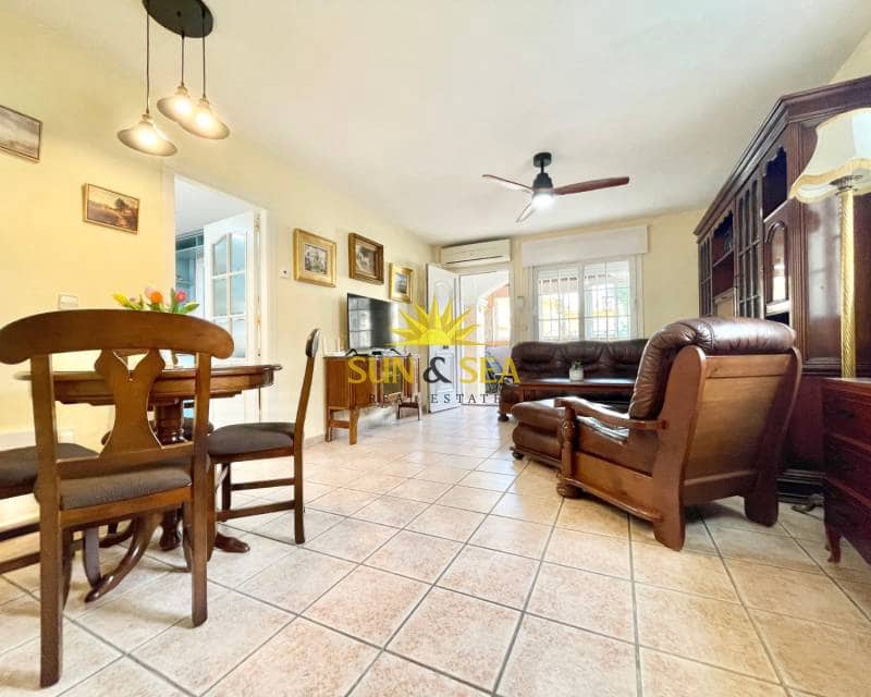 3 bedroom Villa for rent in La Siesta - € 1,350 (Ref: 9307256)