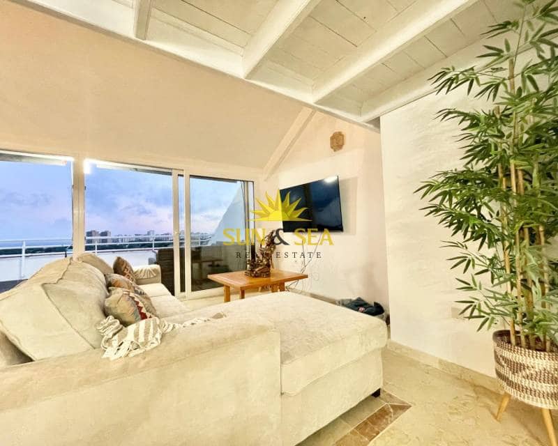 4 sypialnia Penthouse do wynajęcia w Dehesa de Campoamor z basenem garażem - 1 300 € (Ref: 9308055)