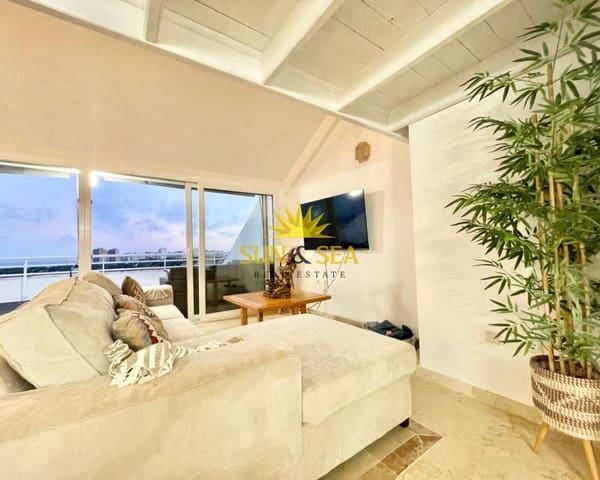 4 sypialnia Penthouse do wynajęcia w Dehesa de Campoamor, Orihuela z basenem garażem - 1 300 € (Ref: 9308055)