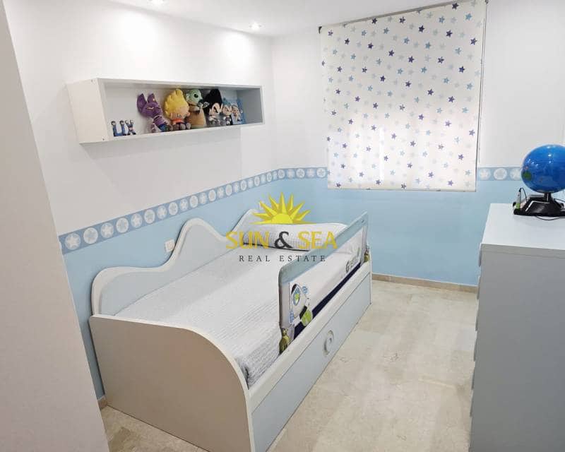 3 bedroom Apartment for rent in Alicante / Alacant city with pool garage - € 1,500 (Ref: 9314499)