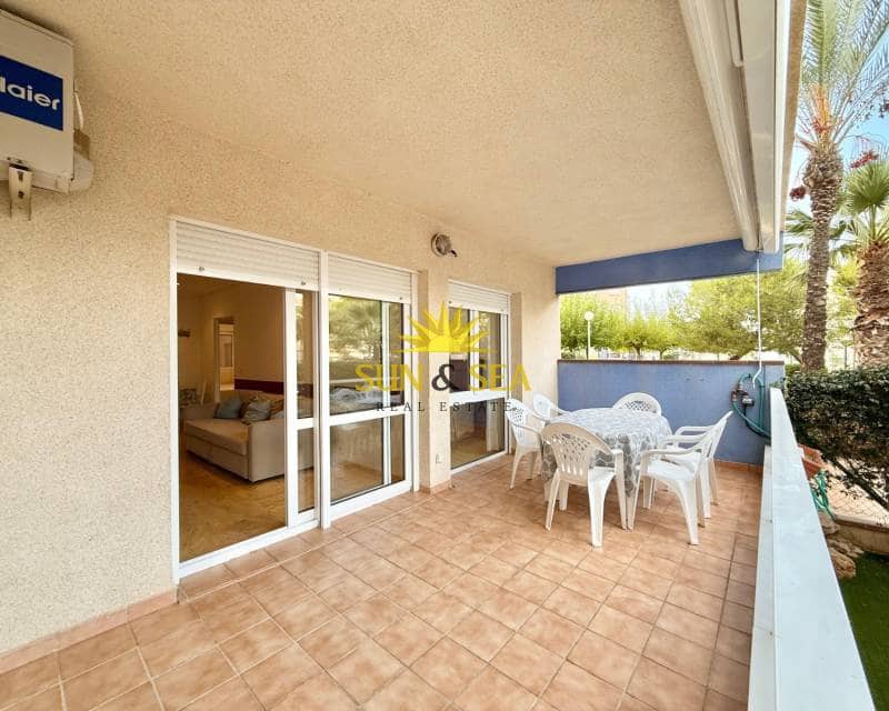 2 soveværelse Byhus til leje i Orihuela Costa med swimmingpool garage - € 1.000 (Ref: 9315231)