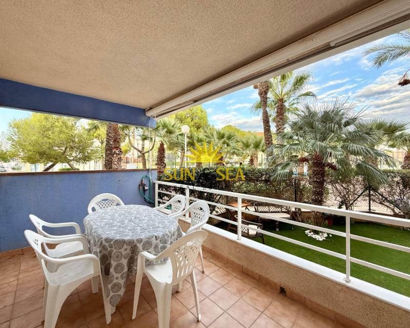 2 soveværelse Byhus til leje i Orihuela Costa med swimmingpool garage - € 1.000 (Ref: 9315231)