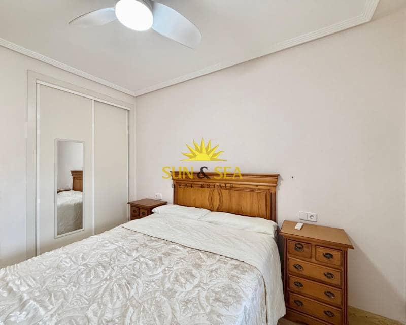 2 soveværelse Byhus til leje i Orihuela Costa med swimmingpool garage - € 1.000 (Ref: 9315231)