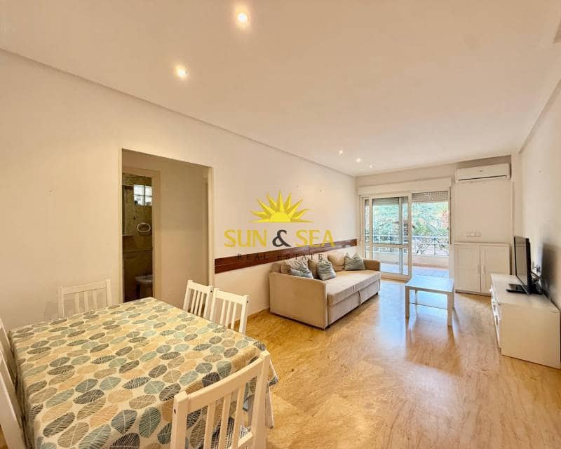 2 soveværelse Byhus til leje i Orihuela Costa med swimmingpool garage - € 1.000 (Ref: 9315231)