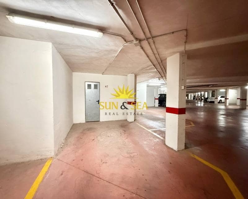 2 soveværelse Byhus til leje i Orihuela Costa med swimmingpool garage - € 1.000 (Ref: 9315231)