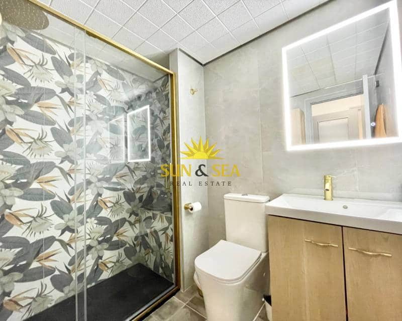 3 soveværelse Lejlighed til leje i Urbanova med swimmingpool garage - € 900 (Ref: 9319555)