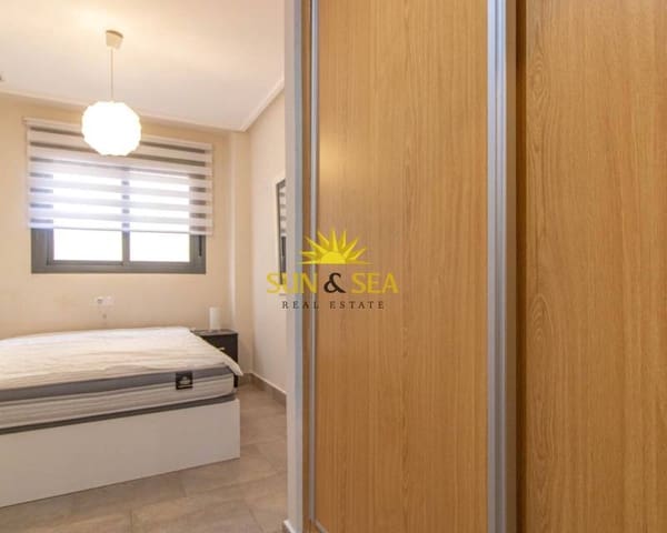 3 soverom Leilighet til leie i Avenida Habaneras - Curva de Palangre, Torrevieja med garasje - € 1 200 (Ref: 9319956)