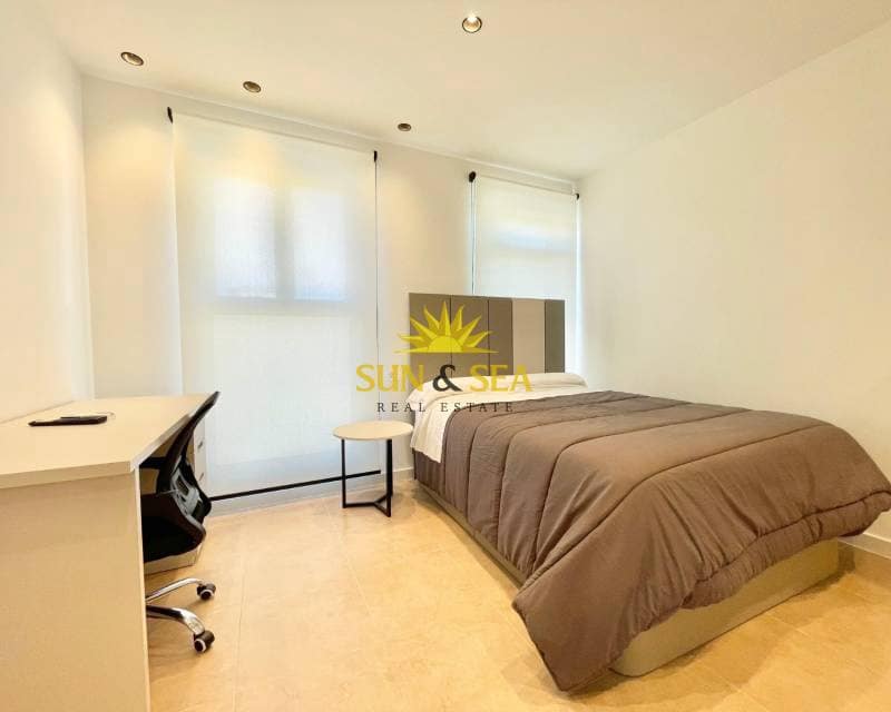 2 soverom Penthouse til leie i Murcia by - € 1 300 (Ref: 9324462)