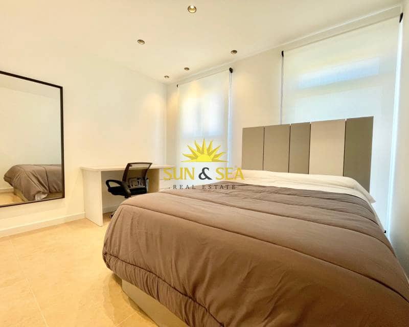 2 soverom Penthouse til leie i Murcia by - € 1 300 (Ref: 9324462)