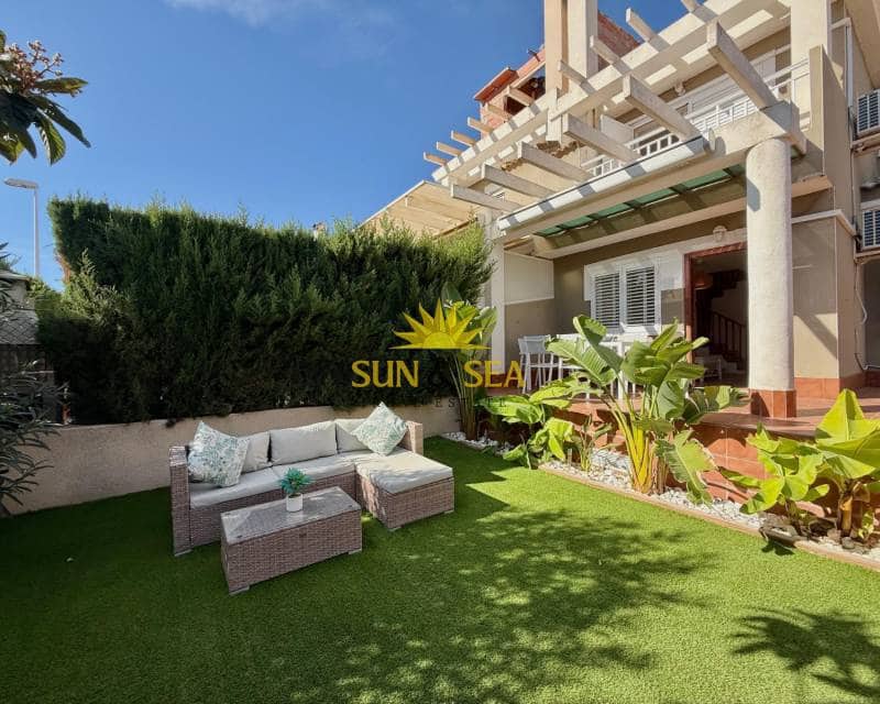 3 makuuhuone Huvila vuokrattavana paikassa Gran Alacant mukana uima-altaan - 1 350 € (Ref: 9325764)