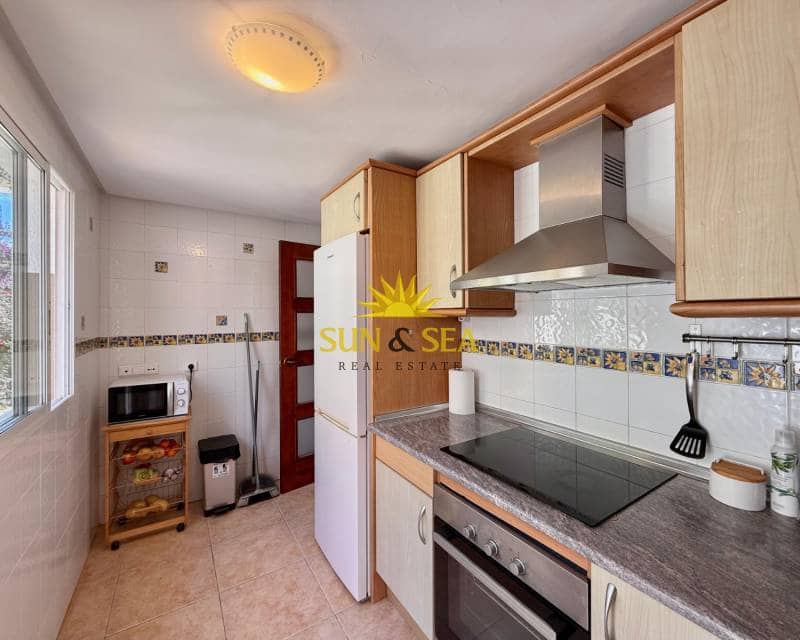 3 makuuhuone Huvila vuokrattavana paikassa Gran Alacant mukana uima-altaan - 1 350 € (Ref: 9325764)