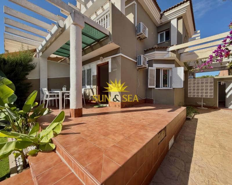 3 makuuhuone Huvila vuokrattavana paikassa Gran Alacant mukana uima-altaan - 1 350 € (Ref: 9325764)