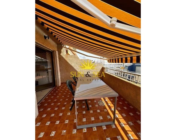 3 soveværelse Penthouse til leje i Playa de los Locos, Torrevieja - € 750 (Ref: 9328637)