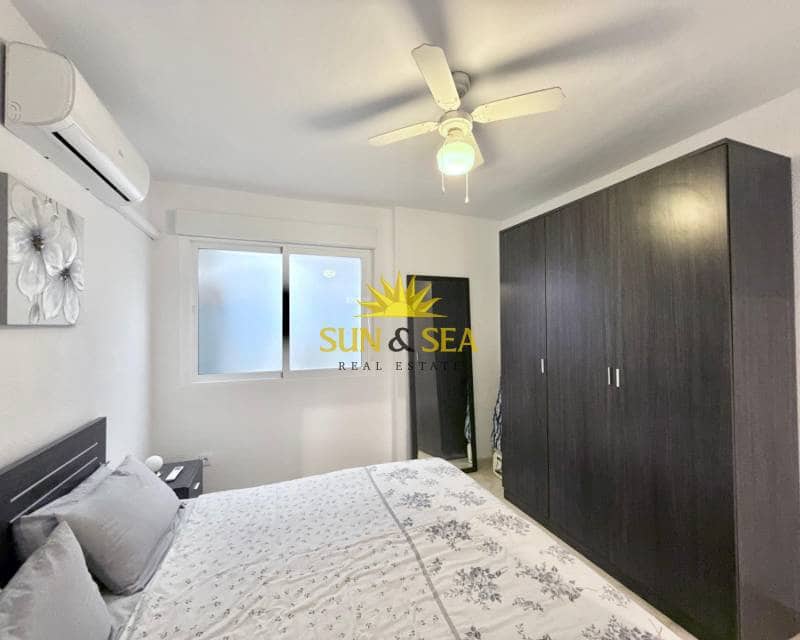 3 soveværelse Lejlighed til leje i Torrevieja - € 1.300 (Ref: 9329577)