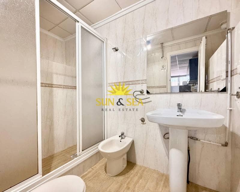 4 quarto Moradia para arrendar em Orihuela Costa com piscina garagem - 1 900 € (Ref: 9329870)