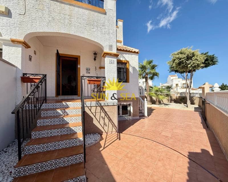 4 quarto Moradia para arrendar em Orihuela Costa com piscina garagem - 1 900 € (Ref: 9329870)