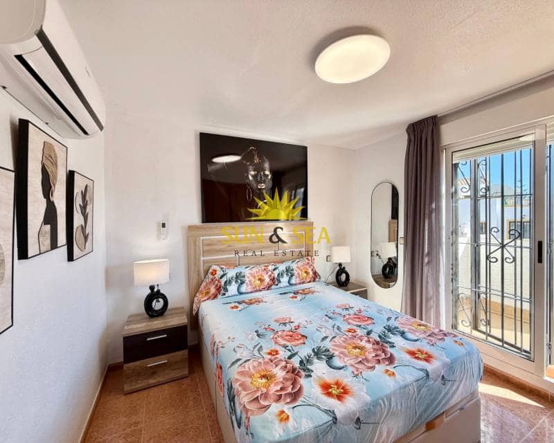 4 quarto Moradia para arrendar em Orihuela Costa com piscina garagem - 1 900 € (Ref: 9329870)