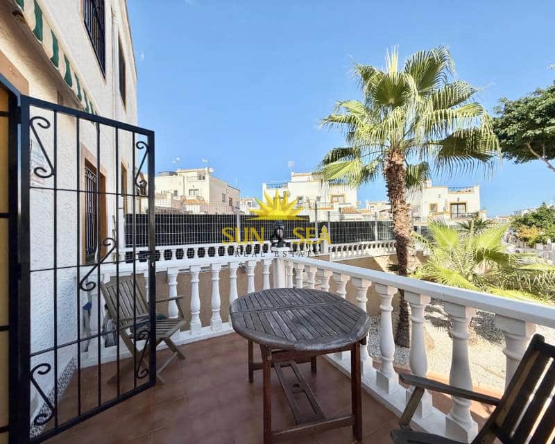 4 quarto Moradia para arrendar em Orihuela Costa com piscina garagem - 1 900 € (Ref: 9329870)