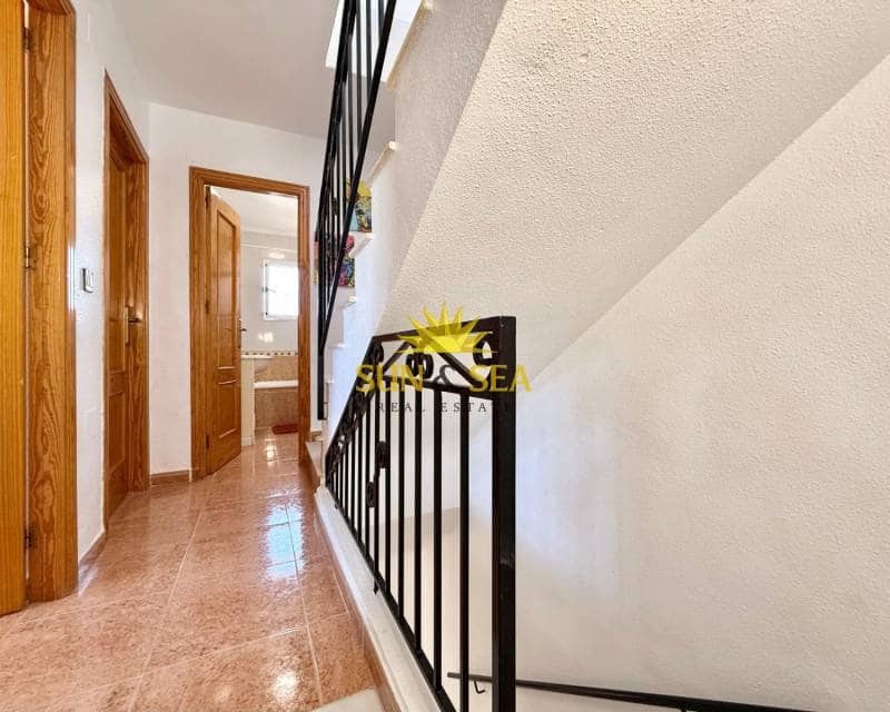 4 quarto Moradia para arrendar em Orihuela Costa com piscina garagem - 1 900 € (Ref: 9329870)