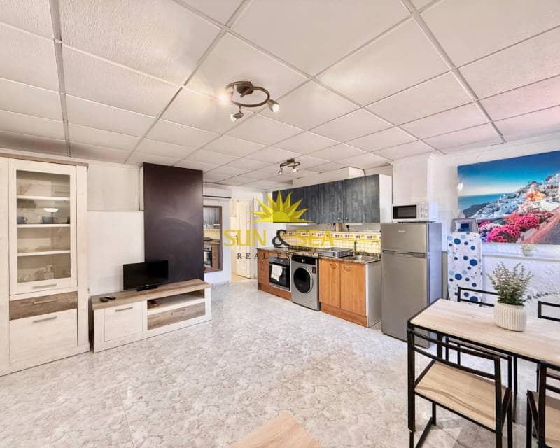 4 quarto Moradia para arrendar em Orihuela Costa com piscina garagem - 1 900 € (Ref: 9329870)