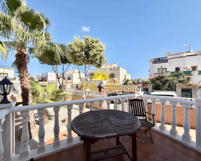 4 quarto Moradia para arrendar em Orihuela Costa com piscina garagem - 1 900 € (Ref: 9329870)