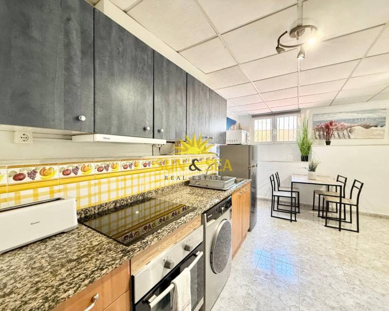 4 quarto Moradia para arrendar em Orihuela Costa com piscina garagem - 1 900 € (Ref: 9329870)