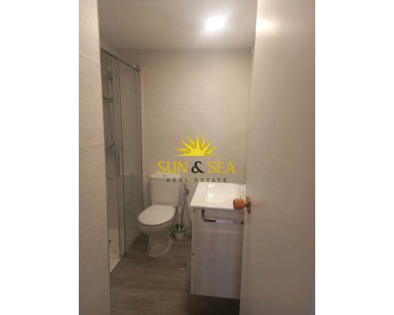 2 soverom Leilighet til leie i Alicante by - € 950 (Ref: 9329919)