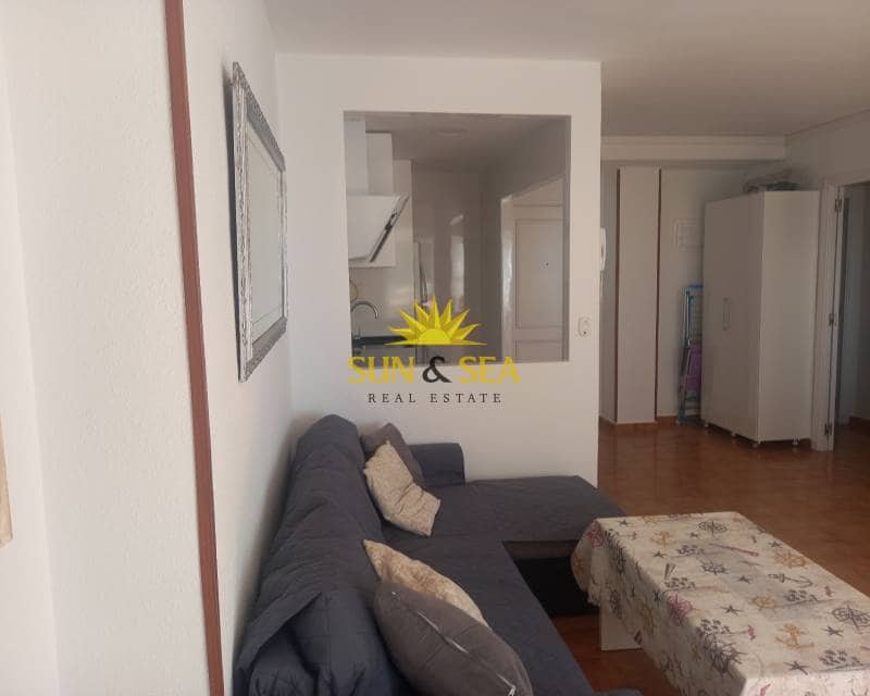 2 soverom Leilighet til leie i Alicante by - € 950 (Ref: 9329919)