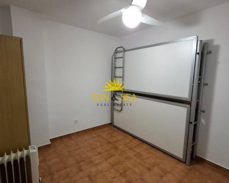 2 soverom Leilighet til leie i Alicante by - € 950 (Ref: 9329919)