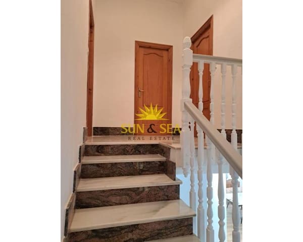 Chalet de 5 habitaciones en Desamparados - Hurchillo - Torremendo, Orihuela en venta con piscina garaje - 375.000 € (Ref: 9331046)