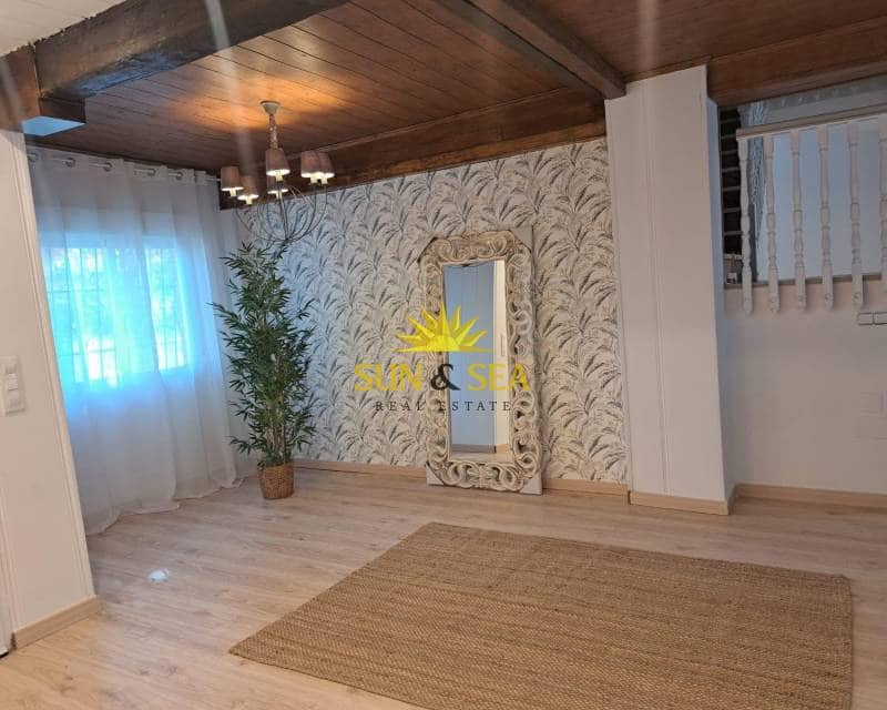 5 sovrum Villa till salu i Orihuela med pool garage - 375 000 € (Ref: 9331046)