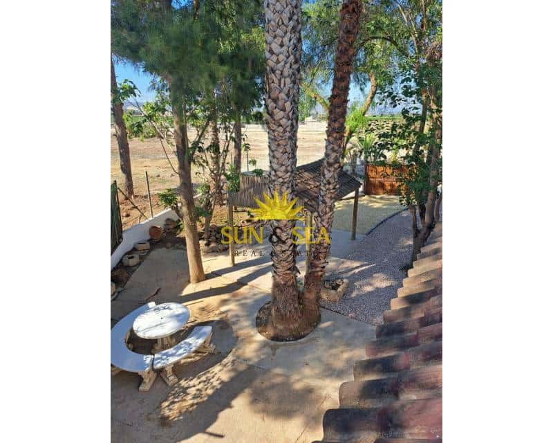 5 sovrum Villa till salu i Orihuela med pool garage - 375 000 € (Ref: 9331046)