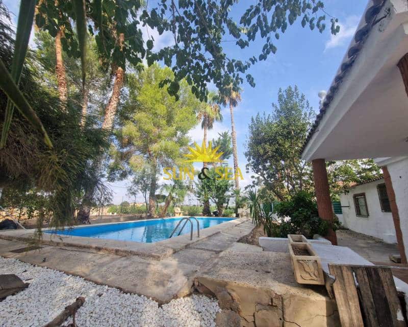 5 sovrum Villa till salu i Orihuela med pool garage - 375 000 € (Ref: 9331046)