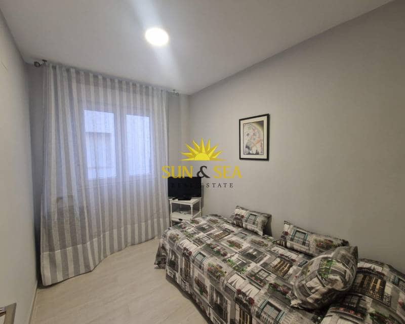 3 chambre Appartement à vendre à Torrevieja avec garage - 320 000 € (Ref: 9331325)