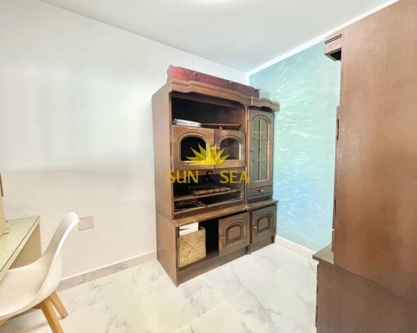 4 bedroom Villa for rent in Pueblo Latino, Pilar de la Horadada with pool garage - € 2,000 (Ref: 9331892)