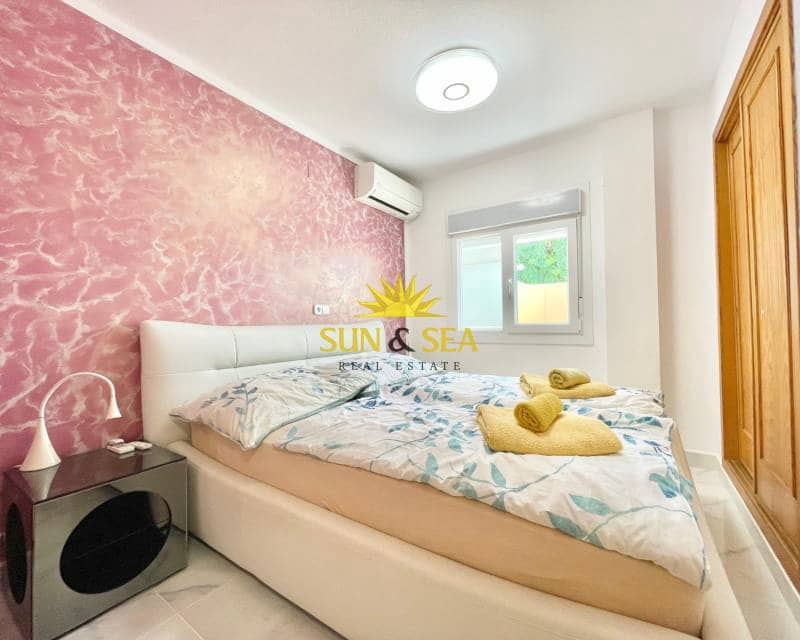 4 sypialnia Willa do wynajęcia w Pilar de la Horadada z basenem garażem - 2 000 € (Ref: 9331892)