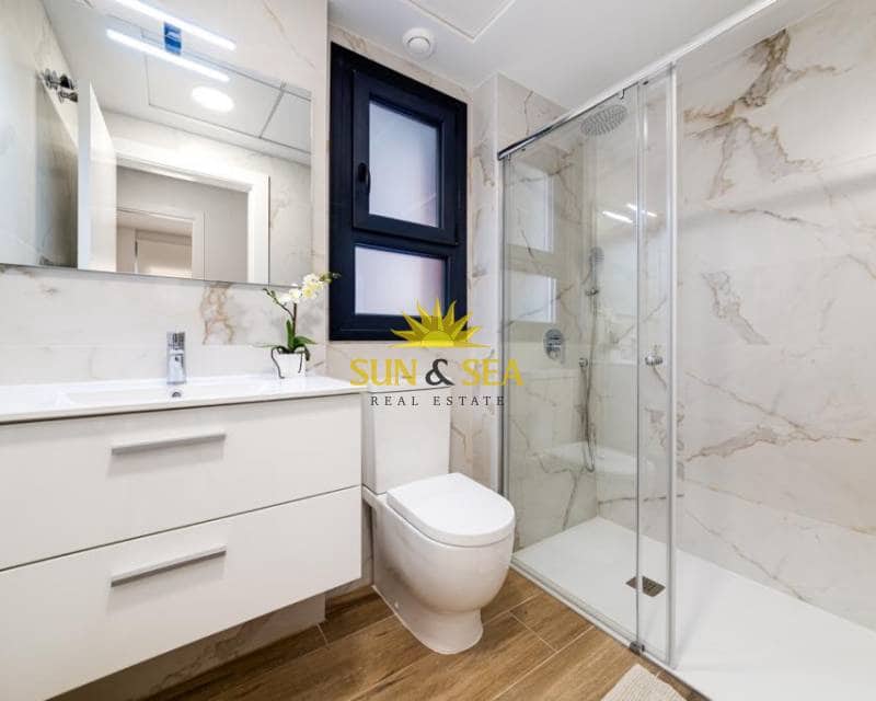 Apartamento de 2 habitaciones en Villamartin en alquiler con piscina - 2.000 € (Ref: 9332754)