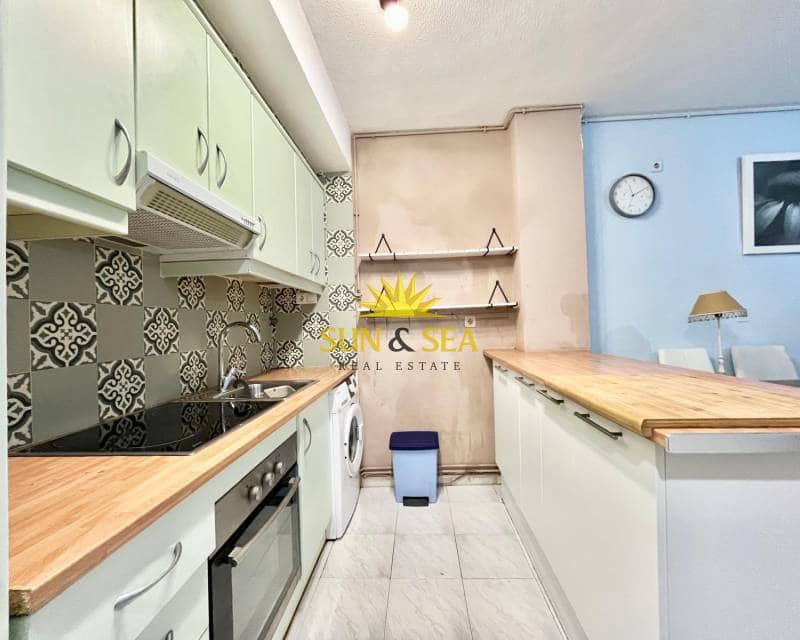 1 sypialnia Apartament do wynajęcia w Torrevieja z basenem - 600 € (Ref: 9332755)