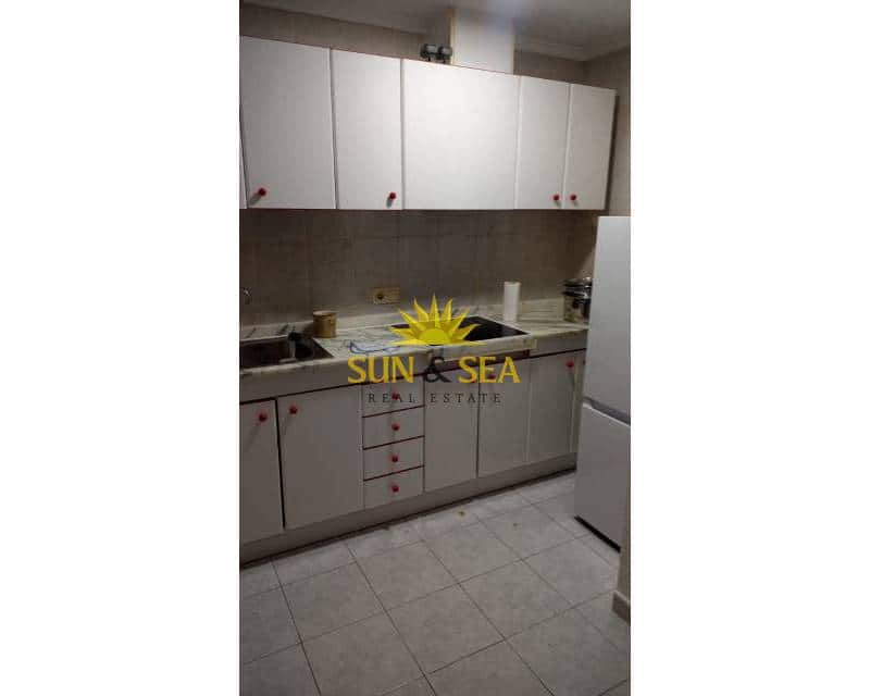 1 soveværelse Studio til leje i Torrevieja med swimmingpool - € 600 (Ref: 9332757)