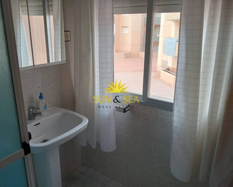 2 makuuhuone Huoneisto vuokrattavana paikassa La Manga del Mar Menor - 750 € (Ref: 9336949)