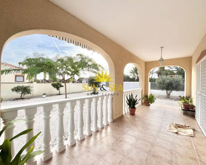 3 bedroom Villa for rent in Dolores with garage - € 1,600 (Ref: 9337204)