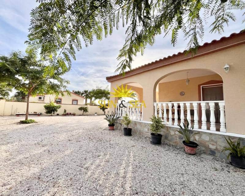 3 bedroom Villa for rent in Dolores with garage - € 1,600 (Ref: 9337204)