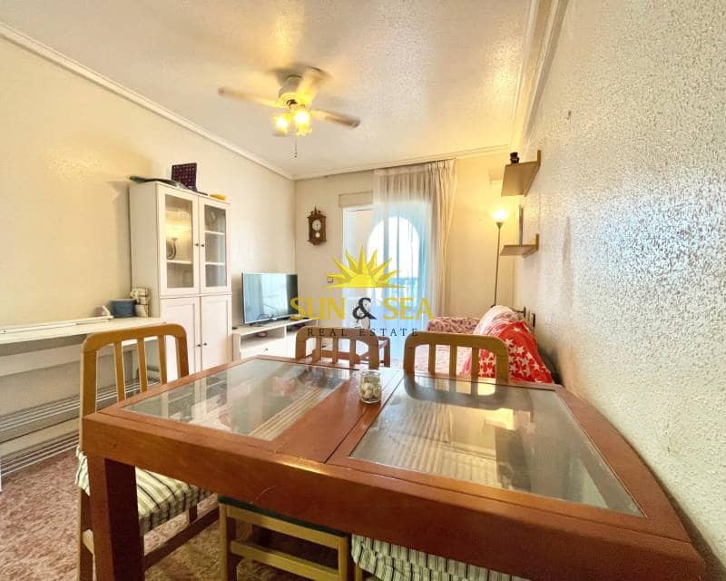 2 bedroom Apartment for rent in Torrevieja - € 750 (Ref: 9340339)